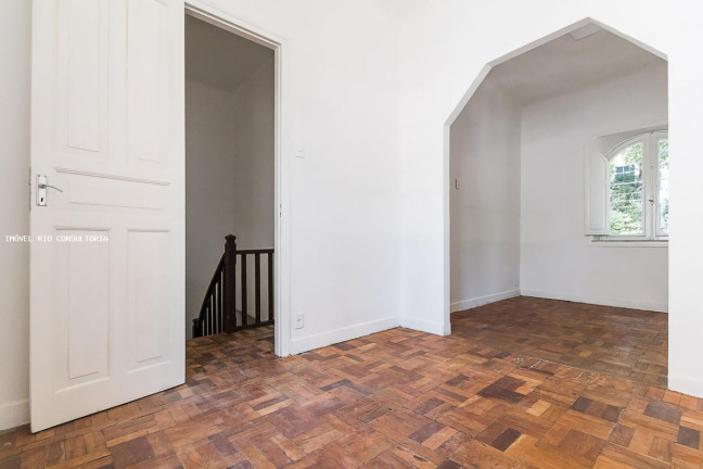Imagem Casa com 3 Quartos à Venda, 170 m² em Rio De Janeiro Imagem Casa com 3 Quartos à Venda, 170 m² em Rio De Janeiro