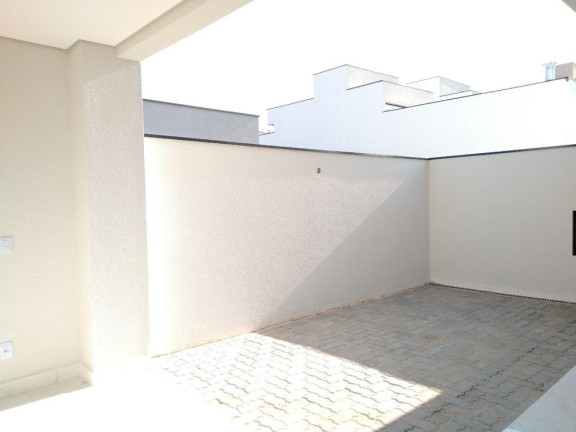Imagem Casa com 3 Quartos à Venda, 200 m² em Cajuru Do Sul - Sorocaba