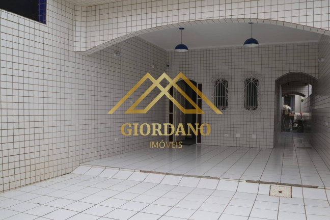 Imagem Casa com 4 Quartos para Alugar, em Caiçara - Praia Grande Imagem Casa com 4 Quartos para Alugar, em Caiçara - Praia Grande