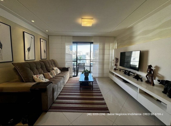 Imagem Apartamento com 4 Quartos à Venda, 178 m² em Centro - Florianópolis Imagem Apartamento com 4 Quartos à Venda, 178 m² em Centro - Florianópolis