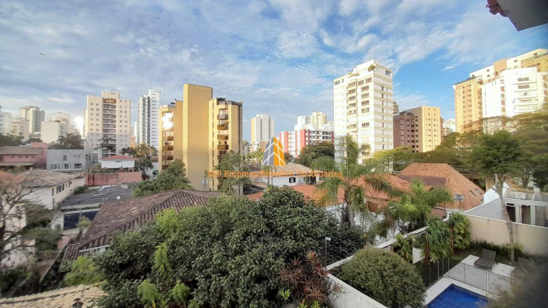 Imagem Casa com 4 Quartos à Venda, 428 m² em Vila Morumbi - São Paulo Imagem Casa com 4 Quartos à Venda, 428 m² em Vila Morumbi - São Paulo