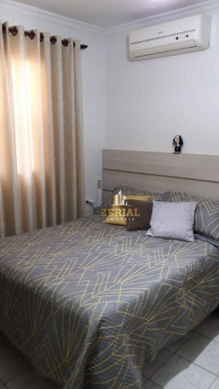 Imagem Casa com 3 Quartos à Venda, 196 m² em Vila Palmares - Santo André