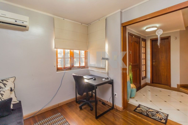 Imagem Casa com 4 Quartos à Venda, 422 m² em Jardim Itu - Porto Alegre