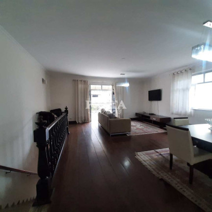 Imagem Casa com 4 Quartos à Venda, 200 m² em Boqueirão - Santos Imagem Casa com 4 Quartos à Venda, 200 m² em Boqueirão - Santos
