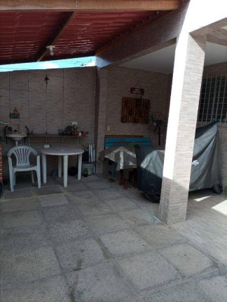 Imagem Casa com 4 Quartos à Venda, 217 m² em Jardim Atlântico - Olinda