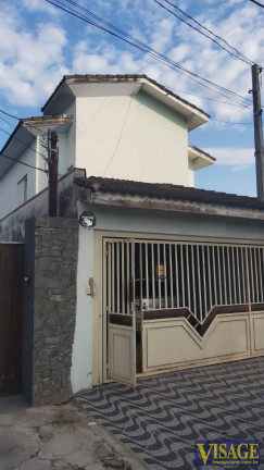 Sobrado com 3 Quartos à Venda, 5 m² em Jd. St. Maria - Jacareí