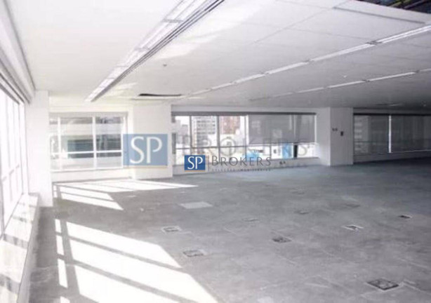 Imagem Sala Comercial à Venda ou Locação, 600 m² em Itaim Bibi - São Paulo Imagem Sala Comercial à Venda ou Locação, 600 m² em Itaim Bibi - São Paulo