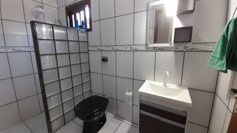Imagem Casa com 3 Quartos à Venda, 183 m² em Morro Dos Conventos - Araranguá