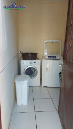 Imagem Casa com 4 Quartos à Venda, em Viamão Imagem Casa com 4 Quartos à Venda, em Viamão