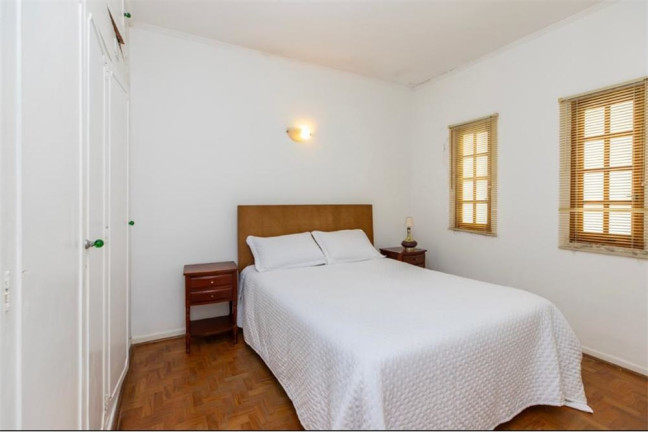 Imagem Casa com 7 Quartos à Venda,  em Granja Julieta - São Paulo