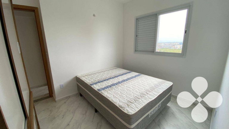Imagem Imóvel com 2 Quartos à Venda, 70 m² em Vila Mirim - Praia Grande Imagem Imóvel com 2 Quartos à Venda, 70 m² em Vila Mirim - Praia Grande
