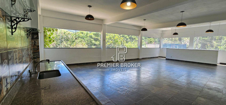 Imagem Casa com 5 Quartos à Venda, 190 m² em Pessegueiros - Teresópolis Imagem Casa com 5 Quartos à Venda, 190 m² em Pessegueiros - Teresópolis