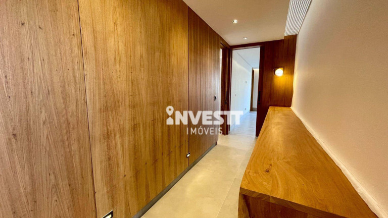 Imagem Casa com 5 Quartos à Venda, 450 m² em Alphaville Flamboyant Residencial Araguaia - Goiânia Imagem Casa com 5 Quartos à Venda, 450 m² em Alphaville Flamboyant Residencial Araguaia - Goiânia