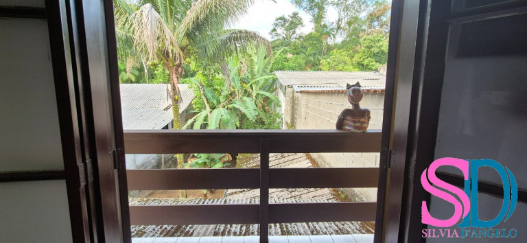 Imagem Casa com 2 Quartos à Venda, 135 m² em Centro - Ubatuba Imagem Casa com 2 Quartos à Venda, 135 m² em Centro - Ubatuba