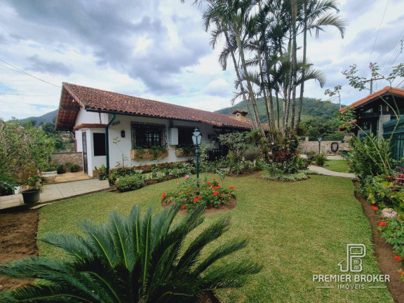 Imagem Casa com 6 Quartos à Venda, 700 m² em Tijuca - Teresópolis Imagem Casa com 6 Quartos à Venda, 700 m² em Tijuca - Teresópolis
