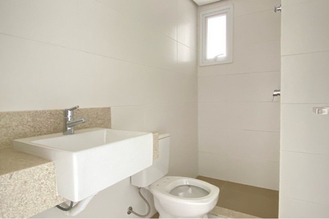 Imagem Apartamento com 3 Quartos à Venda, 76 m² em São João - Porto Alegre