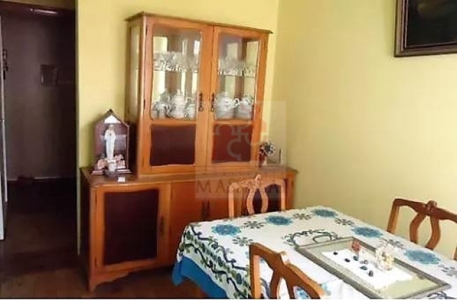 Imagem Apartamento com 4 Quartos à Venda, 104 m² em Menino Deus - Porto Alegre Imagem Apartamento com 4 Quartos à Venda, 104 m² em Menino Deus - Porto Alegre