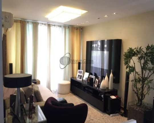 Imagem Imóvel com 3 Quartos à Venda, 118 m² em Icaraí - Niterói Imagem Imóvel com 3 Quartos à Venda, 118 m² em Icaraí - Niterói