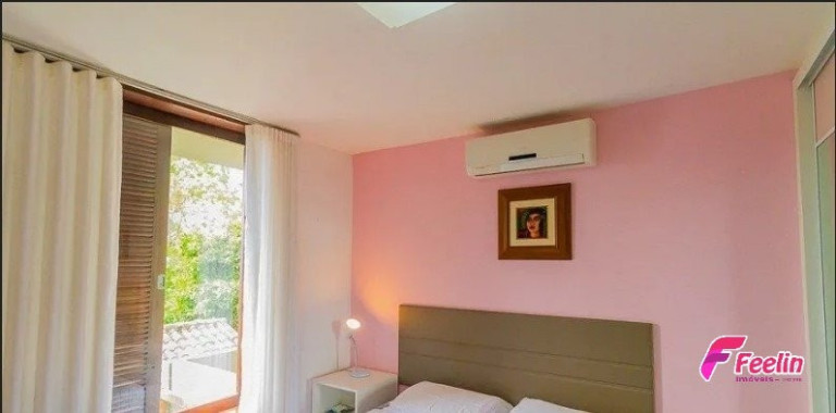 Imagem Casa com 4 Quartos à Venda, 184 m² em Agronômica - Florianópolis