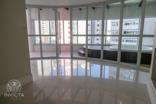 Imagem Apartamento com 3 Quartos à Venda, 254 m² em Centro - Balneário Camboriú Imagem Apartamento com 3 Quartos à Venda, 254 m² em Centro - Balneário Camboriú