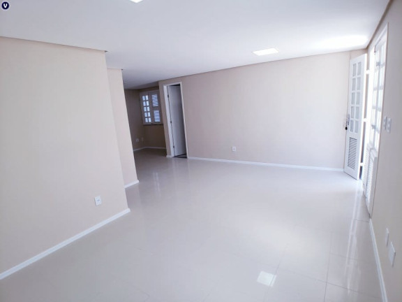 Imagem Casa com 4 Quartos à Venda, 125 m² em Edson Queiroz - Fortaleza Imagem Casa com 4 Quartos à Venda, 125 m² em Edson Queiroz - Fortaleza