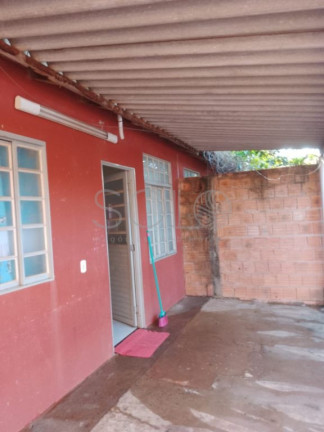 Imagem Casa com 2 Quartos à Venda, 200 m² em Jardim Roberto Selmi Dei - Araraquara Imagem Casa com 2 Quartos à Venda, 200 m² em Jardim Roberto Selmi Dei - Araraquara