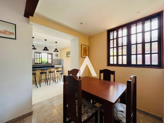 Imagem Casa com 3 Quartos à Venda, 200 m² em Bom Retiro - Teresópolis