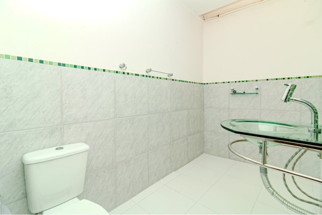 Imagem Casa com 4 Quartos à Venda, 352 m² em Jardim São Pedro - Porto Alegre Imagem Casa com 4 Quartos à Venda, 352 m² em Jardim São Pedro - Porto Alegre