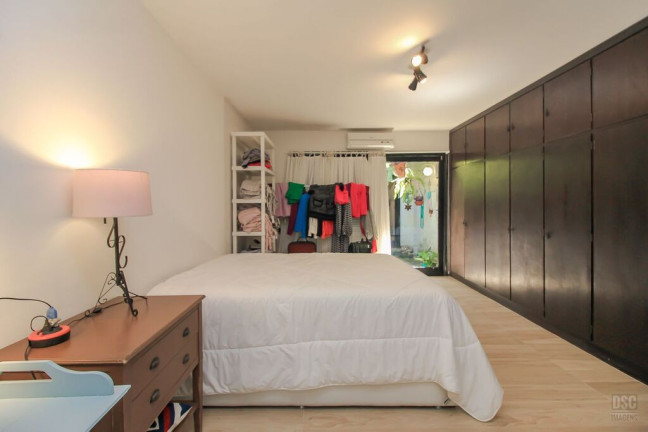 Imagem Casa com 3 Quartos à Venda, 246 m² em Ipanema - Porto Alegre