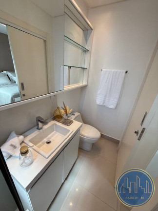 Imagem Apartamento com 3 Quartos à Venda, 134 m² em Centro - Balneário Camboriú Imagem Apartamento com 3 Quartos à Venda, 134 m² em Centro - Balneário Camboriú