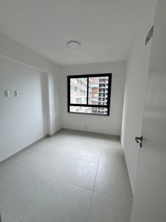Imagem Apartamento com 3 Quartos para Alugar,  em Ilhéus