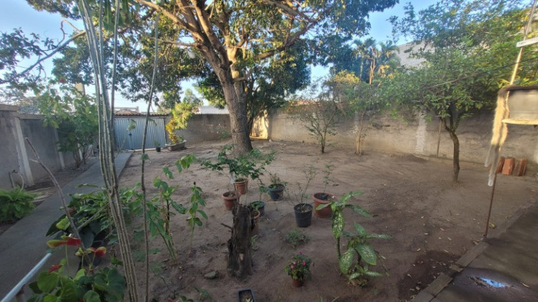 Casa com 2 Quartos para Alugar ou Temporada, 60 m² em Praia De Carapebus - Serra