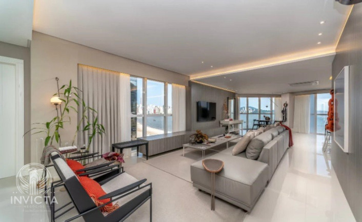Imagem Apartamento com 4 Quartos à Venda, 238 m² em Barra Sul - Balneário Camboriú Imagem Apartamento com 4 Quartos à Venda, 238 m² em Barra Sul - Balneário Camboriú
