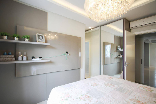 Imagem Apartamento com 4 Quartos à Venda, 149 m² em Meia Praia - Itapema Imagem Apartamento com 4 Quartos à Venda, 149 m² em Meia Praia - Itapema