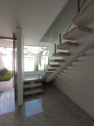 Imagem Casa com 3 Quartos à Venda, 190 m² em Jardim Rubi - Mogi Das Cruzes Imagem Casa com 3 Quartos à Venda, 190 m² em Jardim Rubi - Mogi Das Cruzes