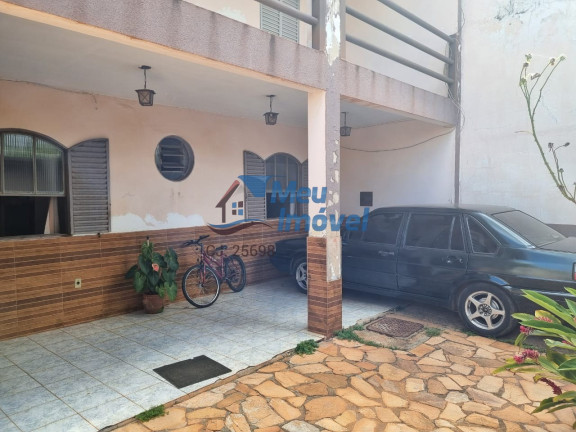 Imagem Casa com 4 Quartos à Venda, 290 m² em Morada Nobre - Valparaíso De Goiás
