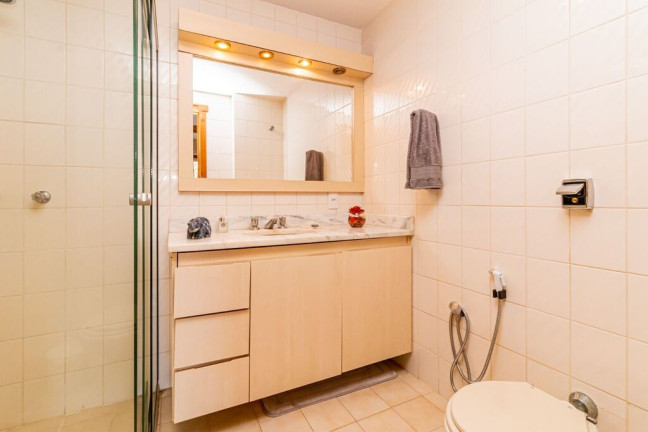 Imagem Apartamento com 2 Quartos à Venda, 97 m² em Petrópolis - Porto Alegre