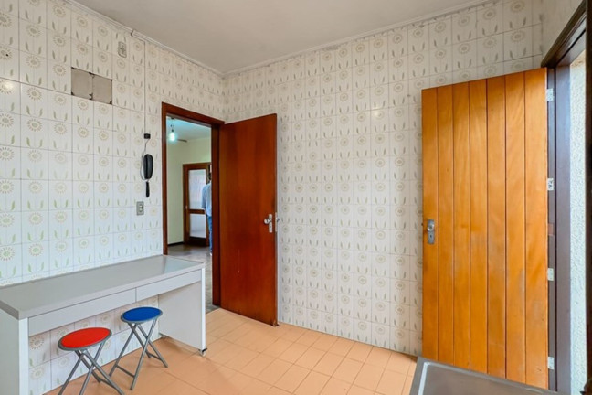 Imagem Casa com 3 Quartos à Venda, 200 m² em Jardim Lindóia - Porto Alegre Imagem Casa com 3 Quartos à Venda, 200 m² em Jardim Lindóia - Porto Alegre