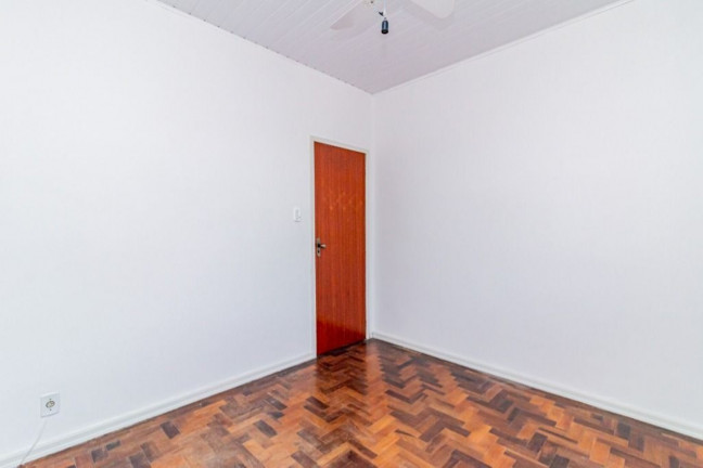 Imagem Imóvel com 3 Quartos à Venda, 64 m² em Passo Da Areia - Porto Alegre Imagem Imóvel com 3 Quartos à Venda, 64 m² em Passo Da Areia - Porto Alegre