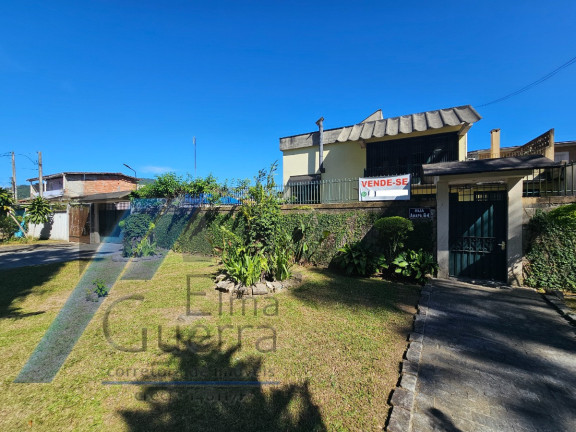 Imagem Casa com 5 Quartos à Venda, 196 m² em Centro - Ubatuba Imagem Casa com 5 Quartos à Venda, 196 m² em Centro - Ubatuba