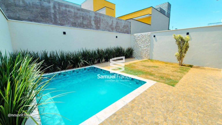 Casa com 3 Quartos à Venda, 130 m² em água Branca - Piracicaba