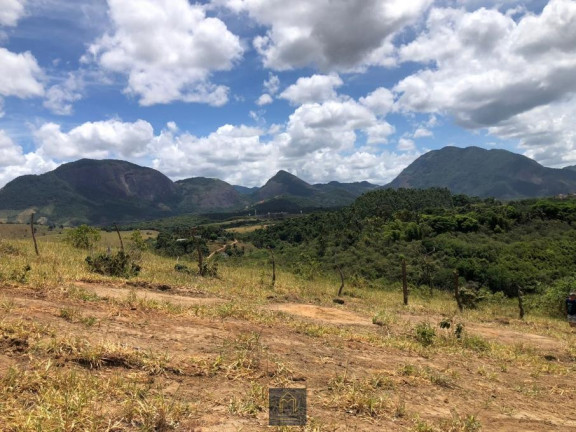 Imagem Terreno à Venda, 300 m² em Bragança - Guarapari Imagem Terreno à Venda, 300 m² em Bragança - Guarapari