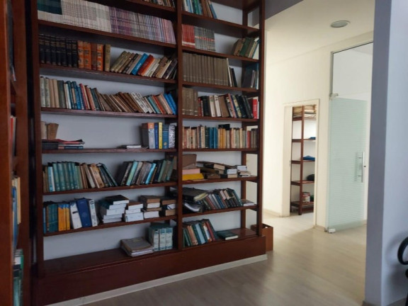 Imagem Imóvel com 8 Quartos à Venda, 268 m² em Centro - Mogi Das Cruzes Imagem Imóvel com 8 Quartos à Venda, 268 m² em Centro - Mogi Das Cruzes