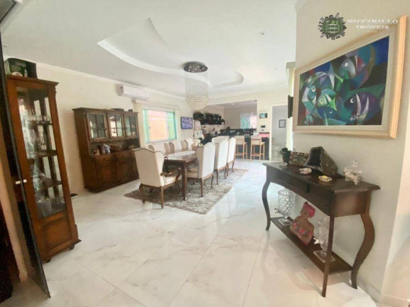 Imagem Sobrado com 4 Quartos à Venda, 351 m² em Balneário Flórida - Praia Grande Imagem Sobrado com 4 Quartos à Venda, 351 m² em Balneário Flórida - Praia Grande