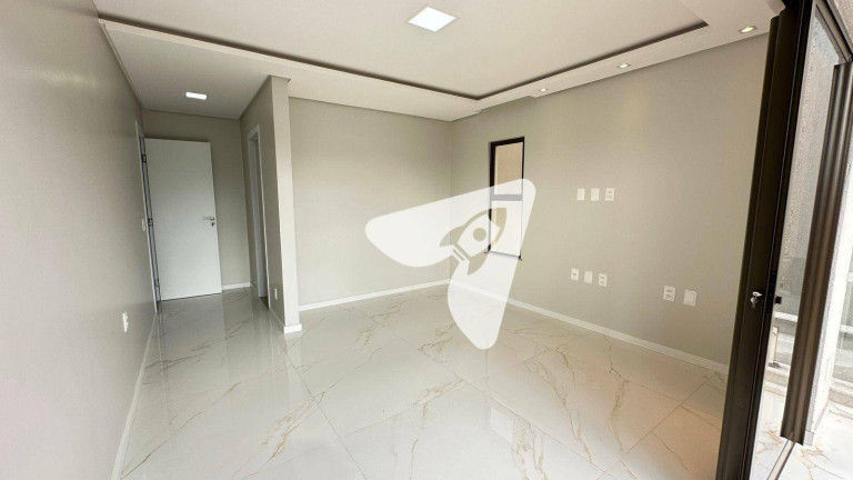 Imagem Casa com 4 Quartos à Venda, 267 m² em Eusébio - Eusébio