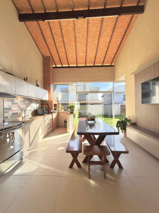 Imagem Casa com 4 Quartos à Venda, 450 m² em Manguinhos - Serra Imagem Casa com 4 Quartos à Venda, 450 m² em Manguinhos - Serra