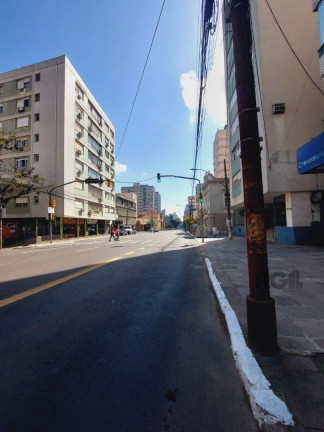 Imagem Imóvel com 3 Quartos à Venda,  em Independência - Porto Alegre