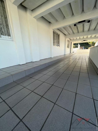 Imagem Sobrado com 6 Quartos à Venda, 443 m² em Nova Brasília - Joinville