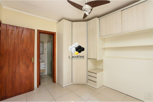 Imagem Casa com 3 Quartos à Venda, 143 m² em Hípica - Porto Alegre Imagem Casa com 3 Quartos à Venda, 143 m² em Hípica - Porto Alegre