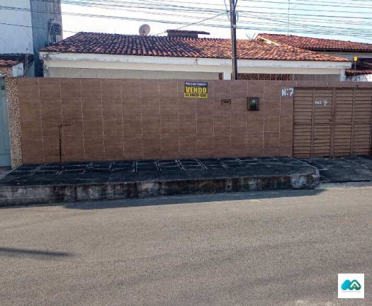 Imagem Casa com 3 Quartos à Venda, 150 m²